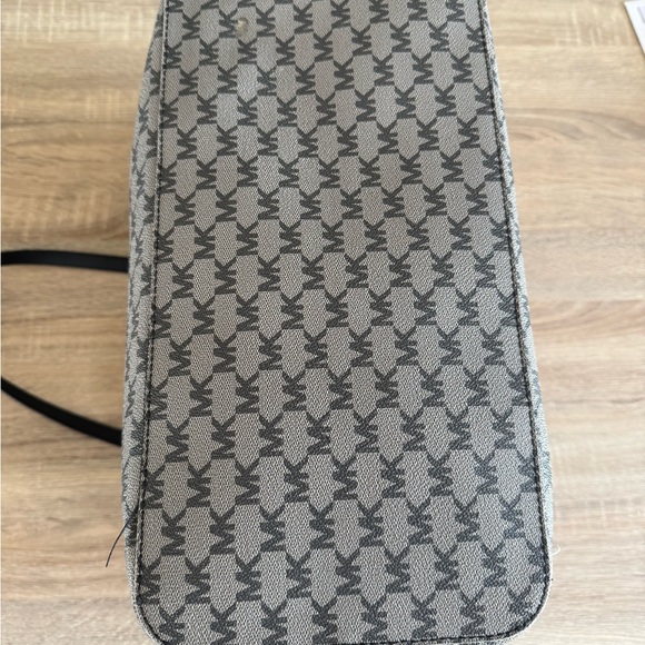 Michael Kors Black and Gray Signature Emry Tote - Picture 8 of 13